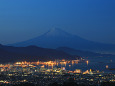 富士山と清水の夜景