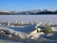凍結の湖面