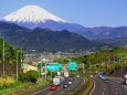 富士山が見える高速道路