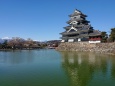 松本城から常念岳を一望