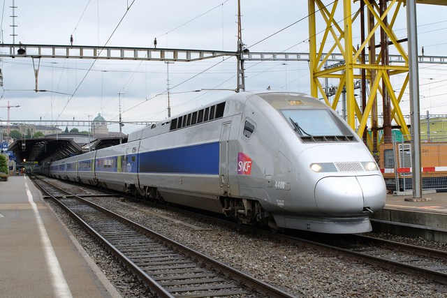 TGV Lyria