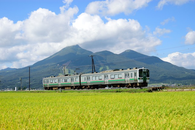 磐梯山と719系