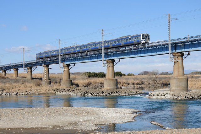 鬼怒川を渡る415系1500番台