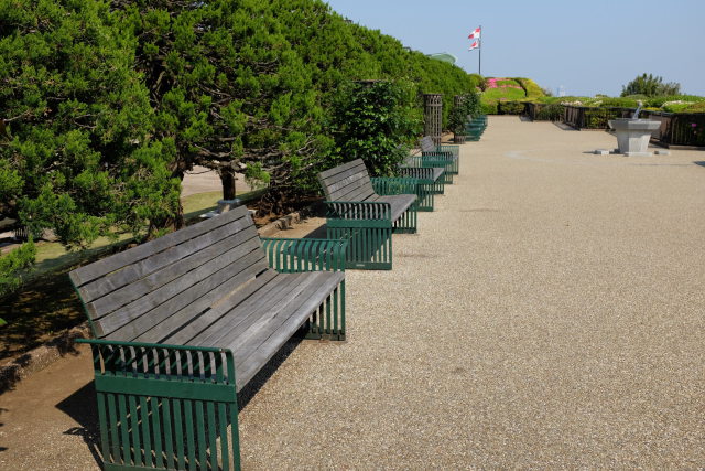 港の見える丘公園のベンチ