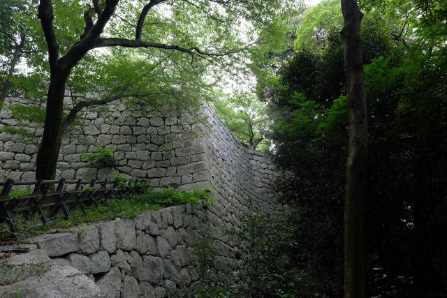 松山城の石垣