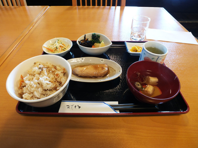 お魚定食