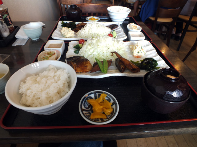 こぶしの里の煮魚定食