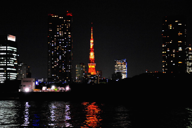 隅田川からの東京タワー。