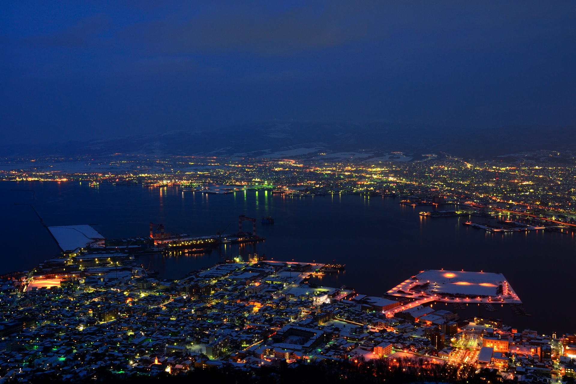 夜景 花火 イルミ 函館夜景 壁紙19x1280 壁紙館