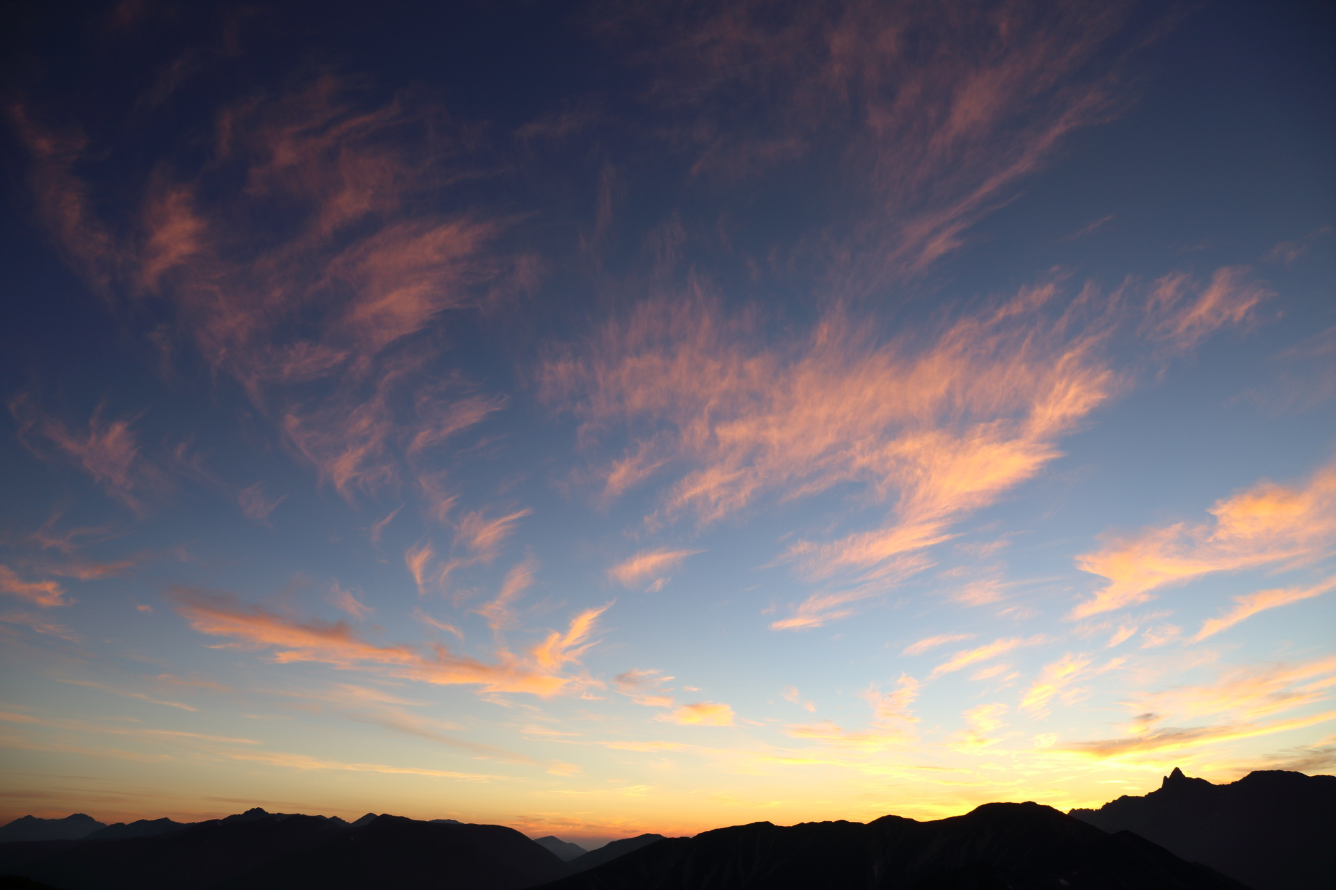 朝焼け 夕焼け 夜明け前の槍ヶ岳2 壁紙19x1280 壁紙館