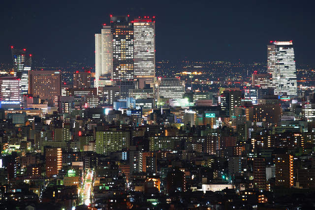 名古屋駅周辺ビルの夜景