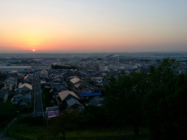 トヨタの夕日