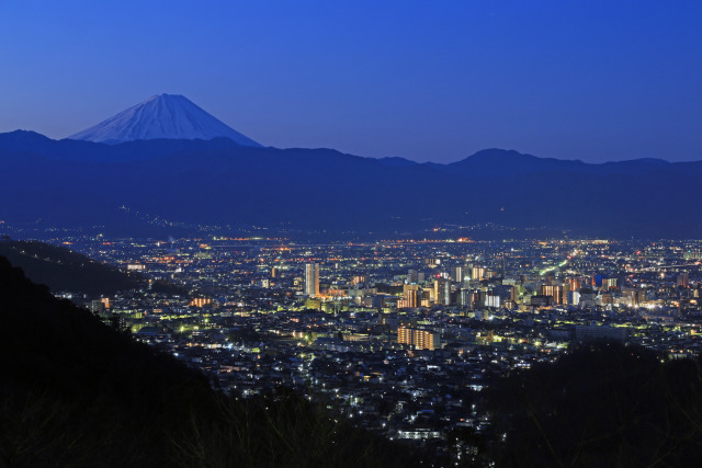 甲府の夜景と富士山