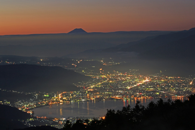 富士山と諏訪湖