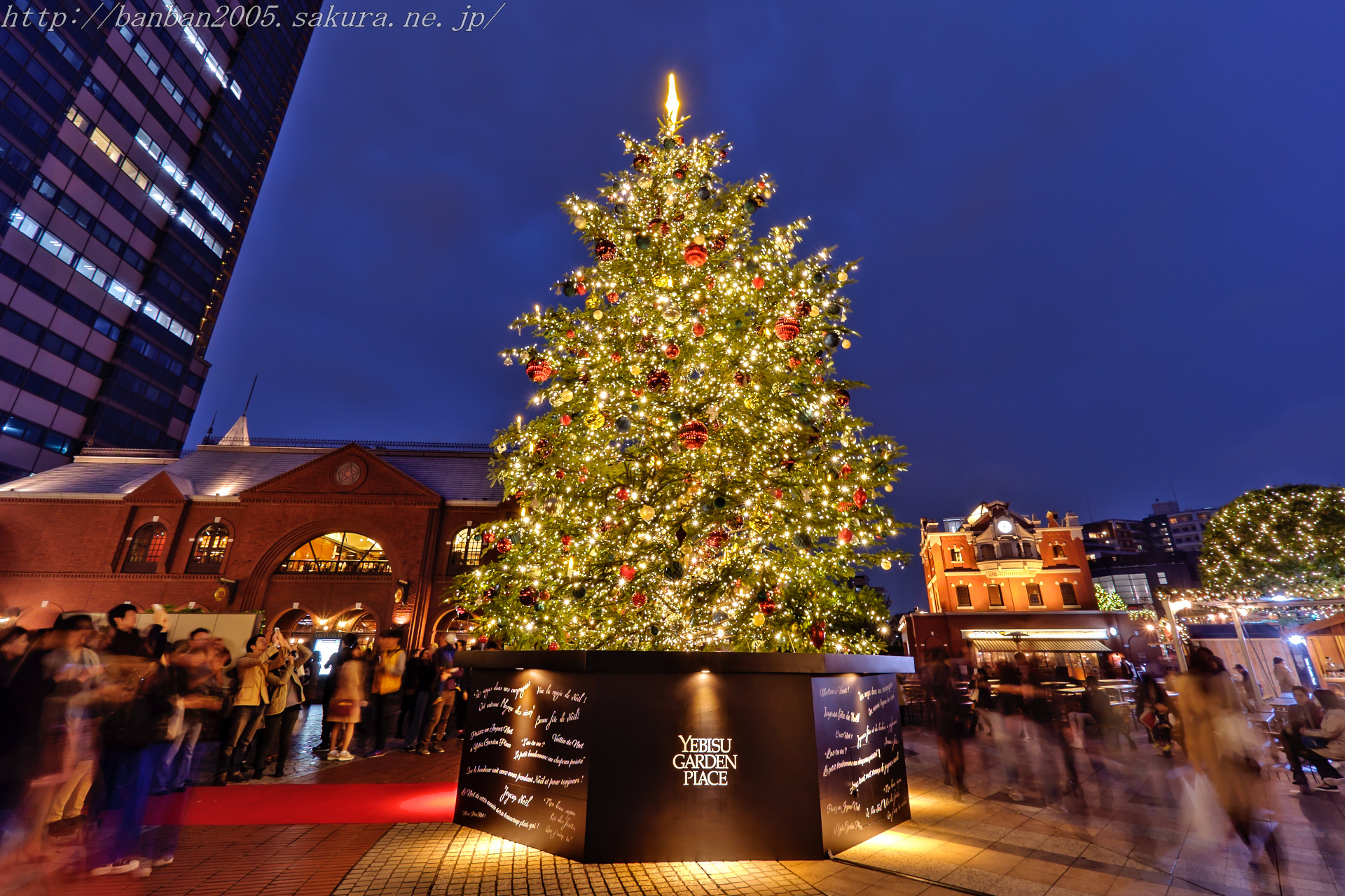 夜景 花火 イルミ 恵比寿ガーデンプレイスxmas 壁紙19x1280 壁紙館