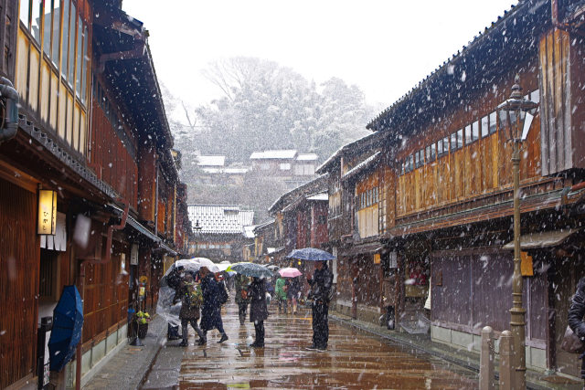 雪の金沢・ひがし茶屋街 3