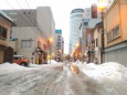 春を待つ雨雪道