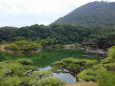 栗林公園の池と緑