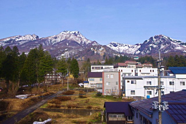 赤倉温泉から見る妙高山