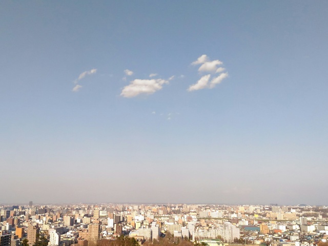 都市 街 室内 札幌の春の空 壁紙館