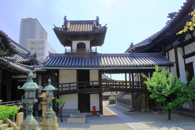 尼崎・寺町・本興寺・鼓楼