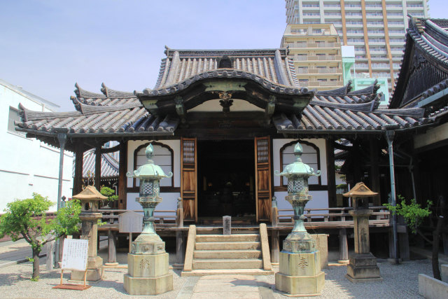 尼崎・寺町・本興寺・開山堂