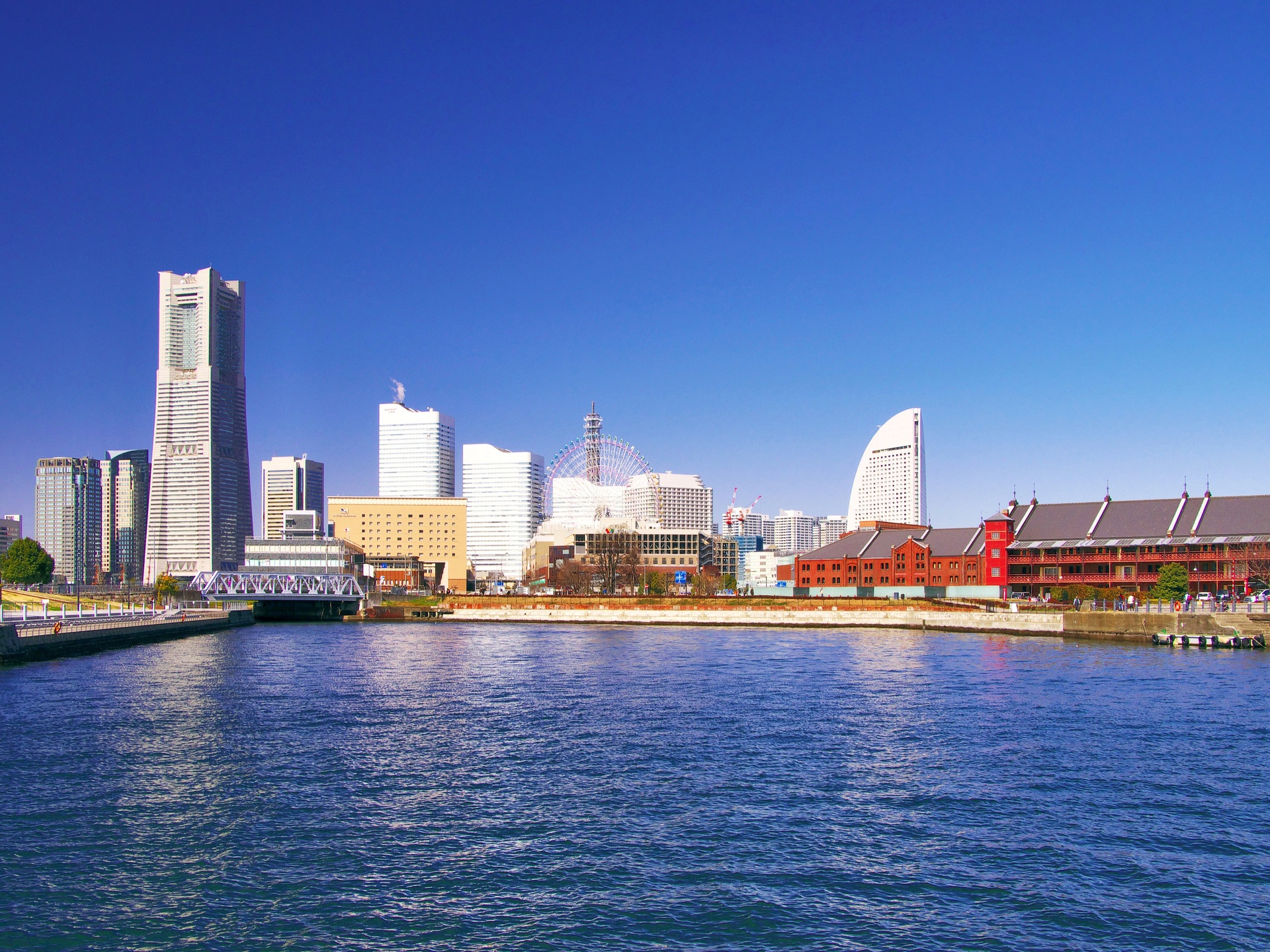 日本の風景 横浜みなとみらい21 壁紙19x1440 壁紙館