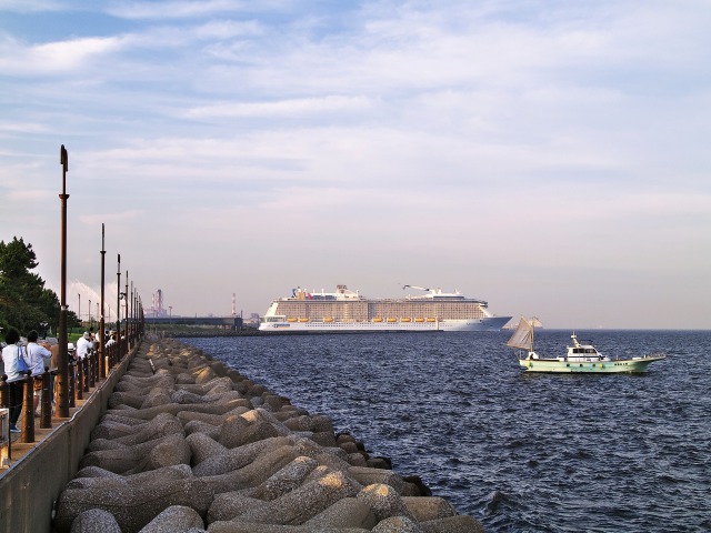 横浜港