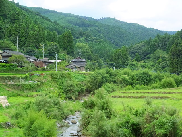 山間集落の夏