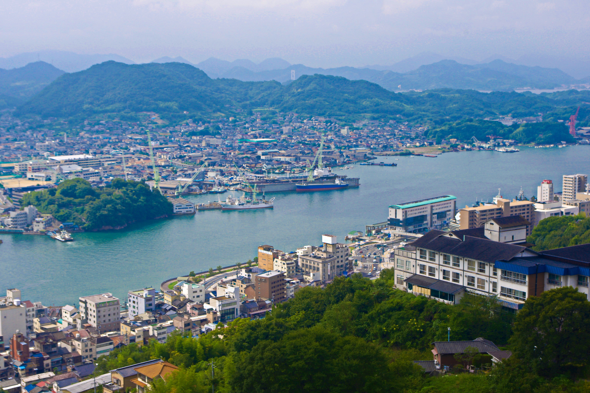 日本の風景 尾道水道と町並み 壁紙19x1280 壁紙館