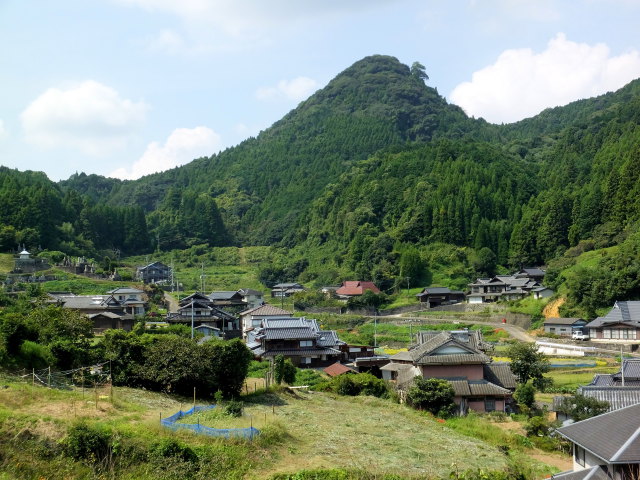 故郷の山