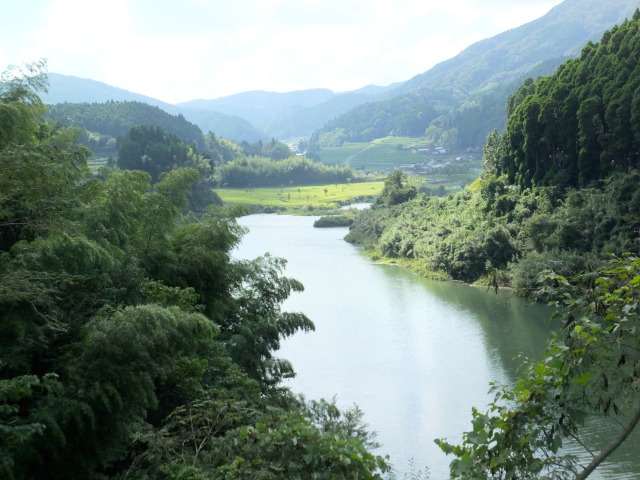 山間部水風景