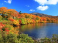 秋の須川湖