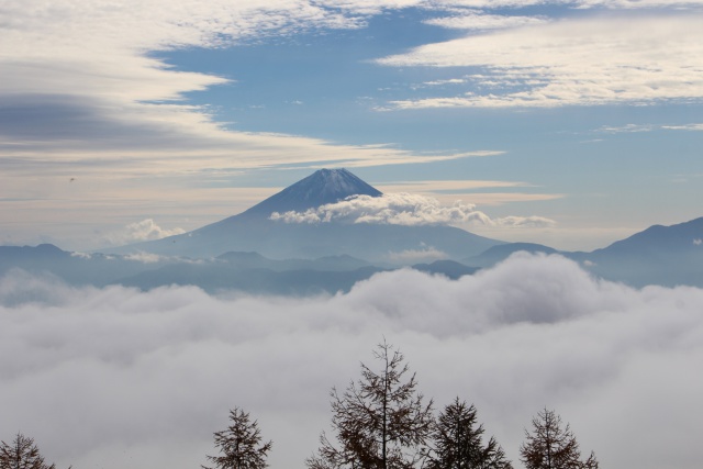 雲海と富士山