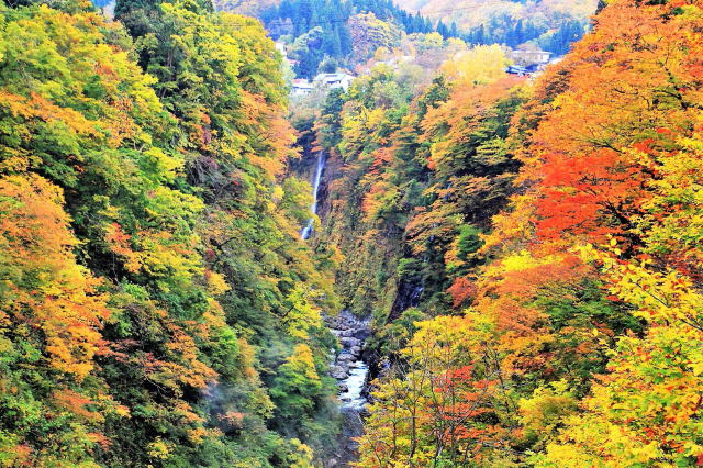 小安峡 白糸の滝