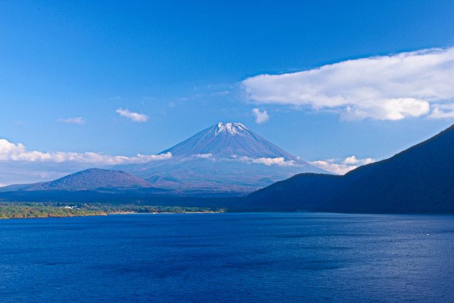 富士山 ～本栖湖から～