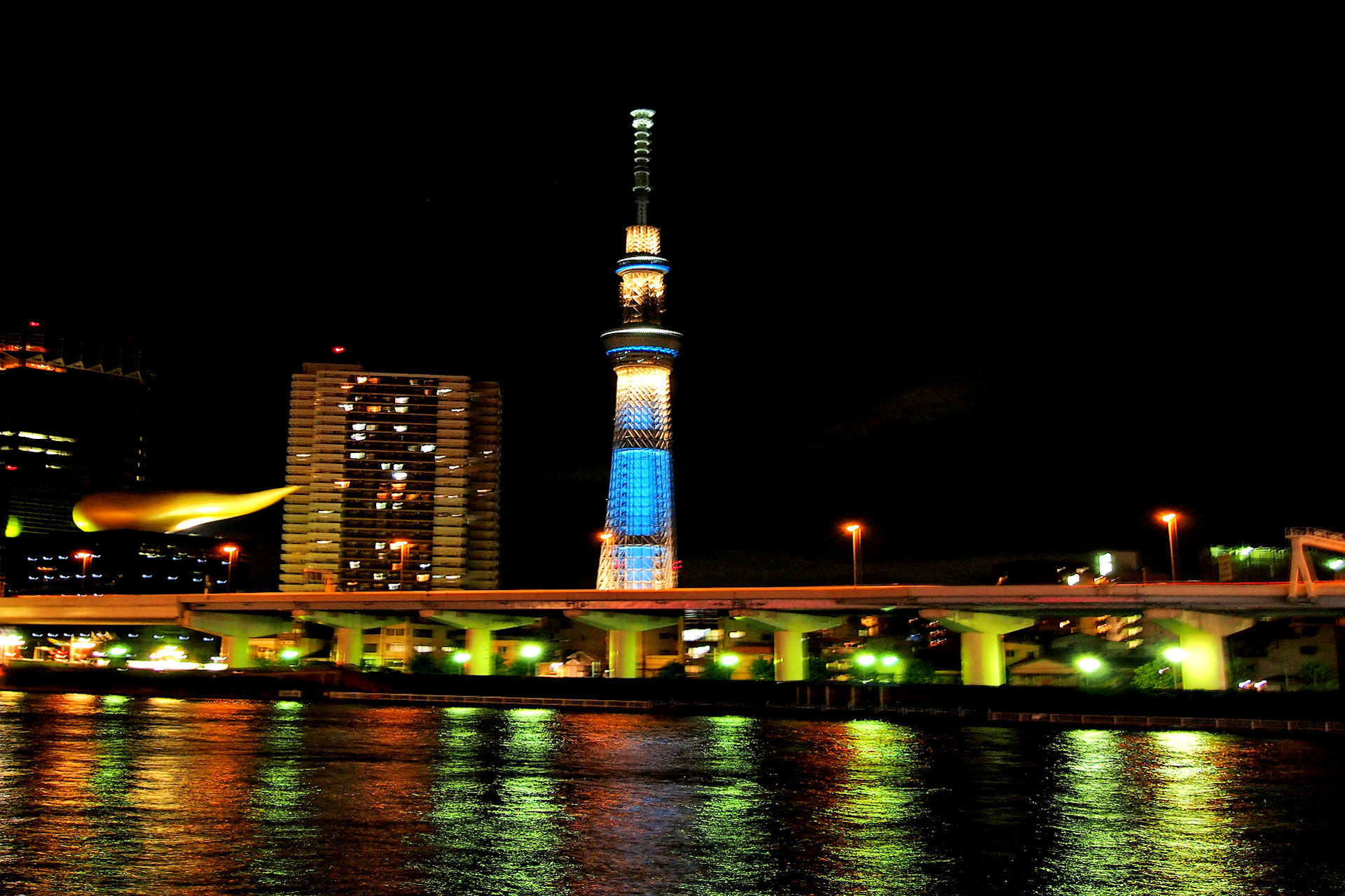 夜景 花火 イルミ 夜の東京スカイツリー 壁紙19x1280 壁紙館