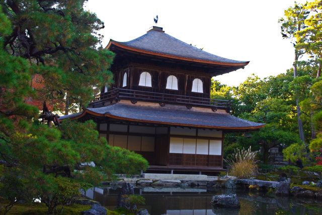 秋の銀閣寺