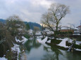 雪の高山・宮川畔