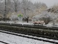 雪降る駅