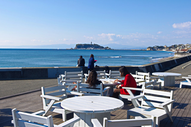 鎌倉・海沿いのカフェから