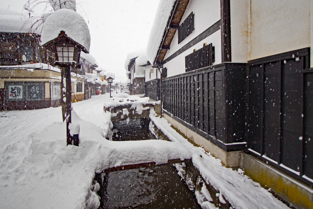 豪雪の飛騨古川町並み