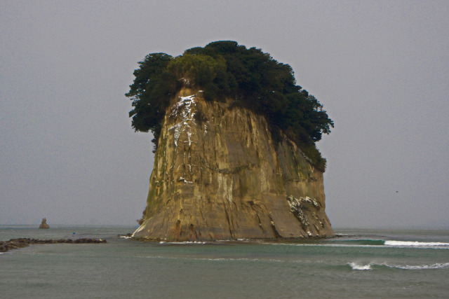 見附島 (軍艦島)