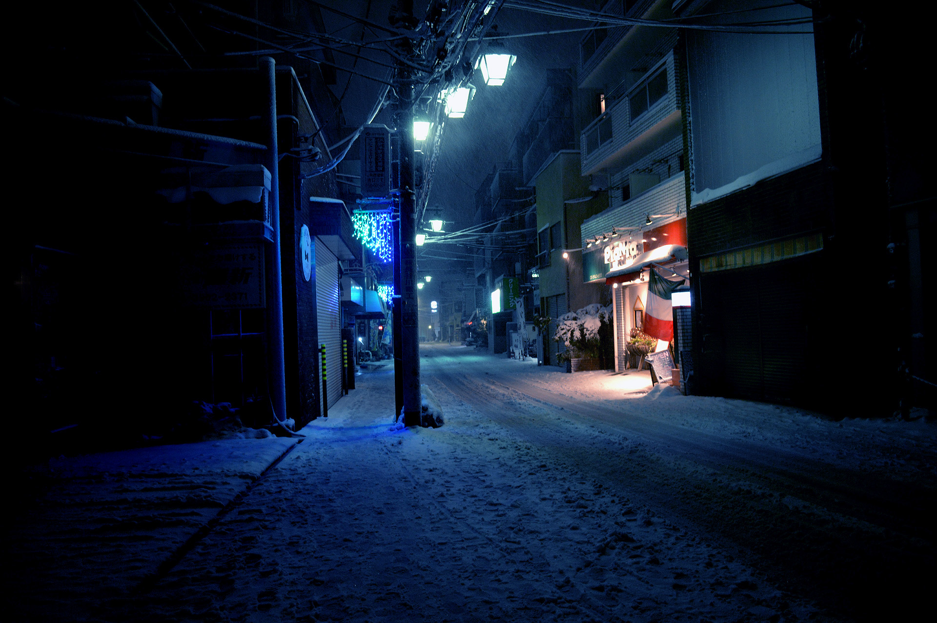 夜景 花火 イルミ 雪の降る街を 壁紙19x1277 壁紙館