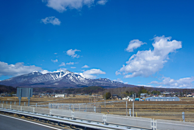 中央高速から八ヶ岳連峰