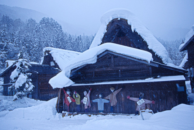 雪の白川郷