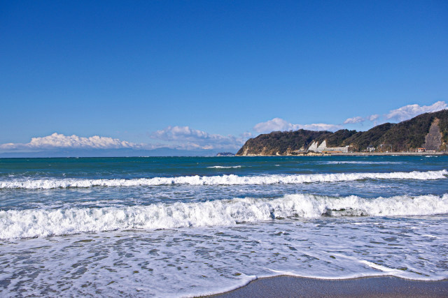 冬の逗子海岸