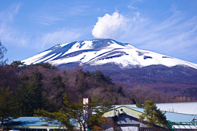 軽井沢 千ヶ滝温泉からの浅間山