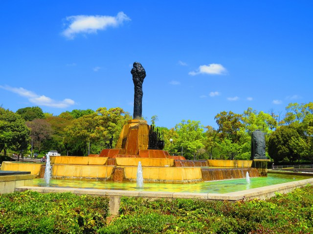 春の服部緑地公園