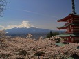 富士山と忠霊塔